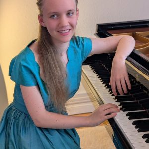 Magdalena Pflüger artistic photo